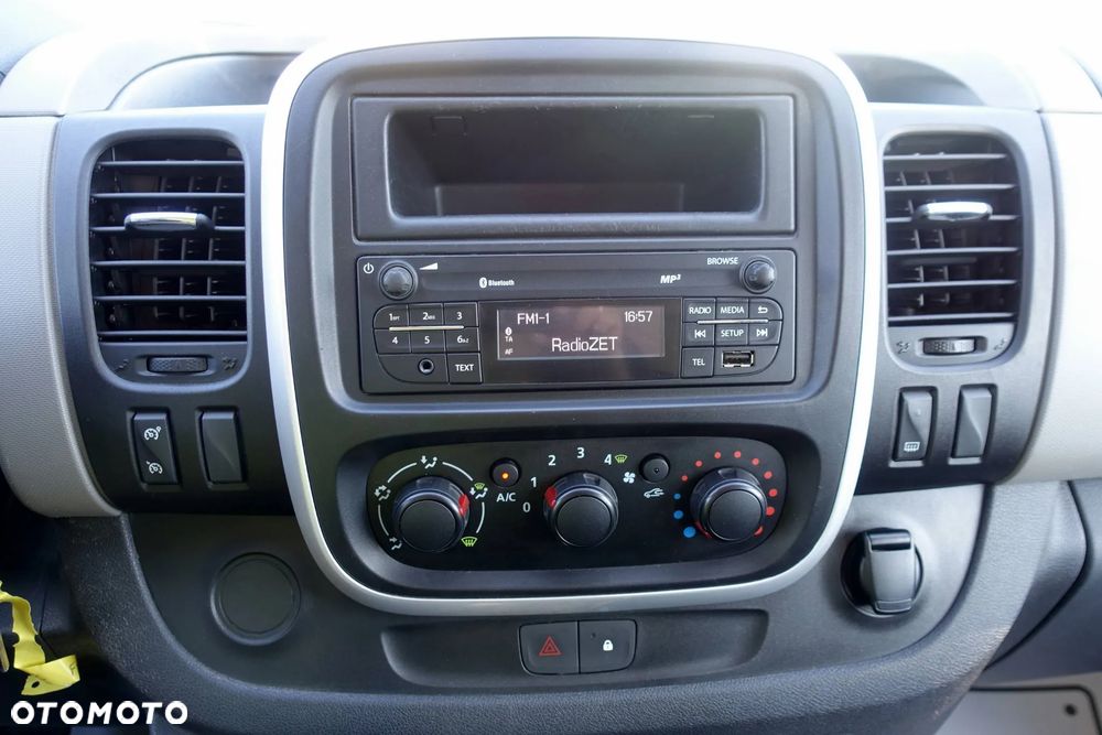 Renault Trafic - 17