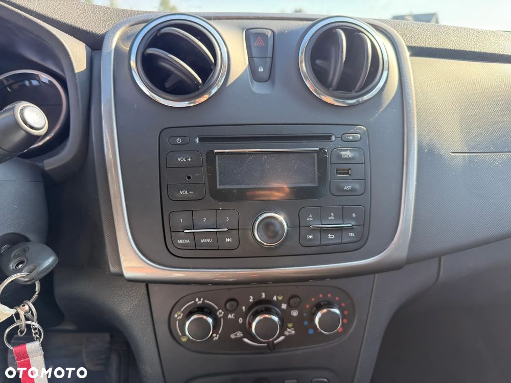 Dacia Logan MCV 1.2 16V Ambiance - 11