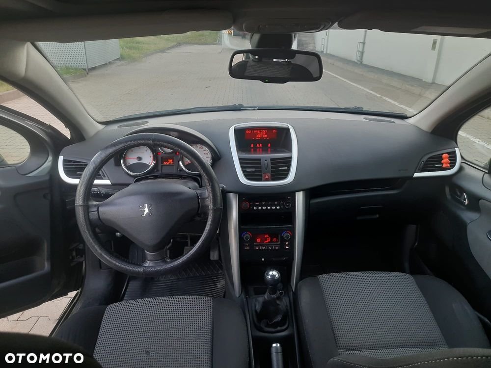 Peugeot 207 1.6 HDi - 10