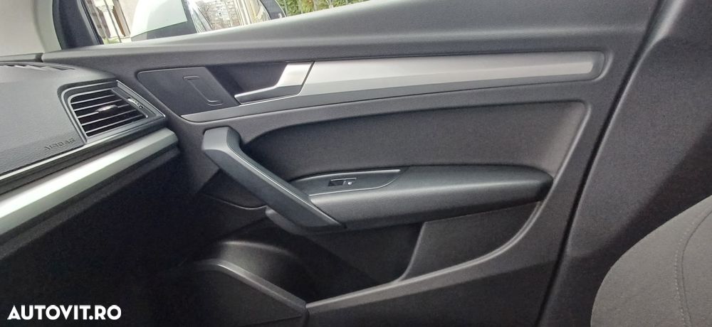 Audi Q5 2.0 40 TDI quattro S tronic Design - 22