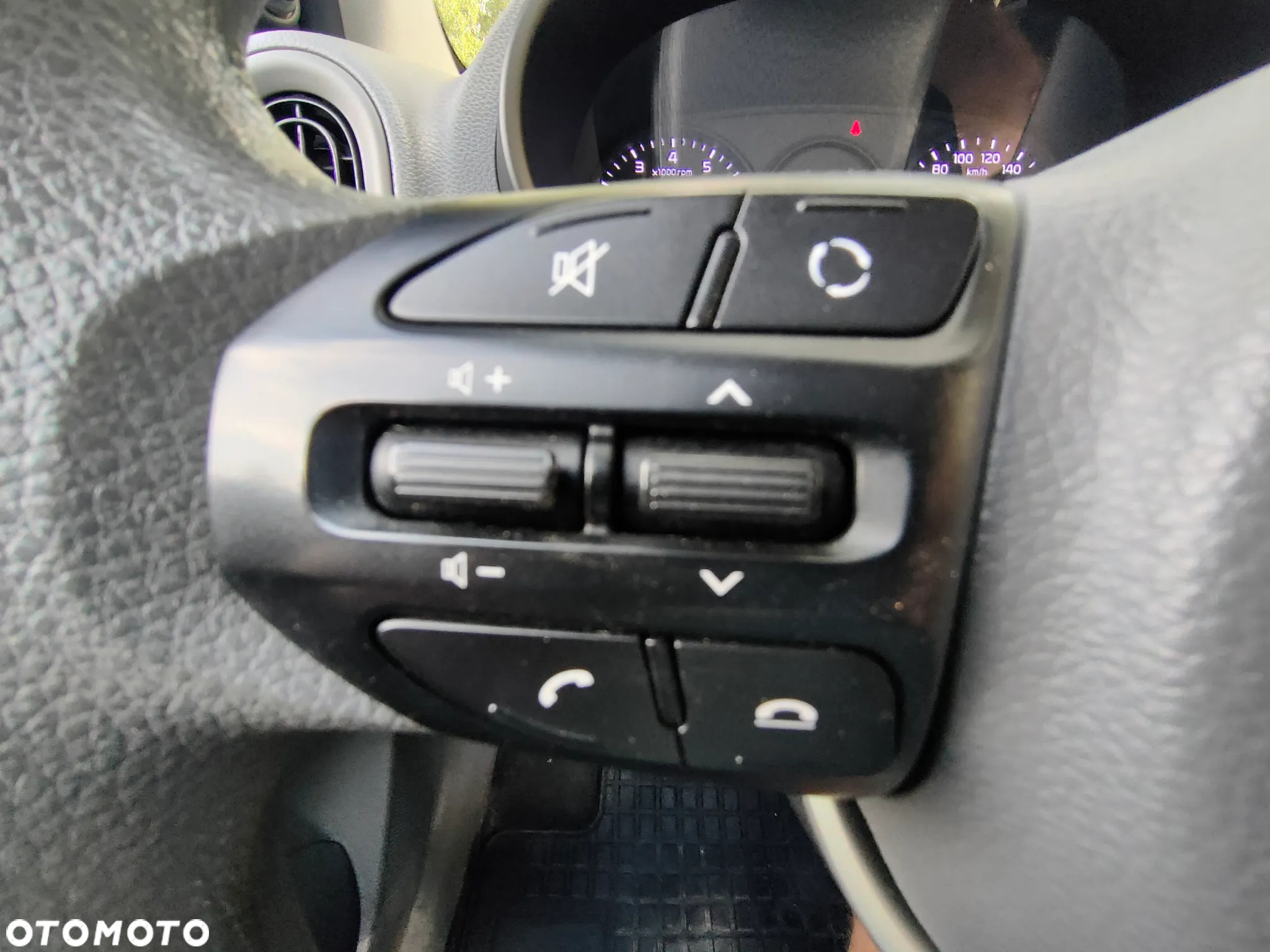 Kia Picanto 1.0 M - 16