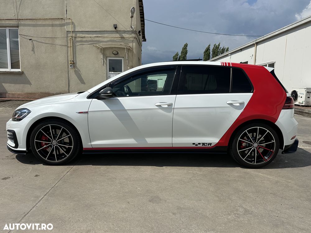 Volkswagen Golf - 12