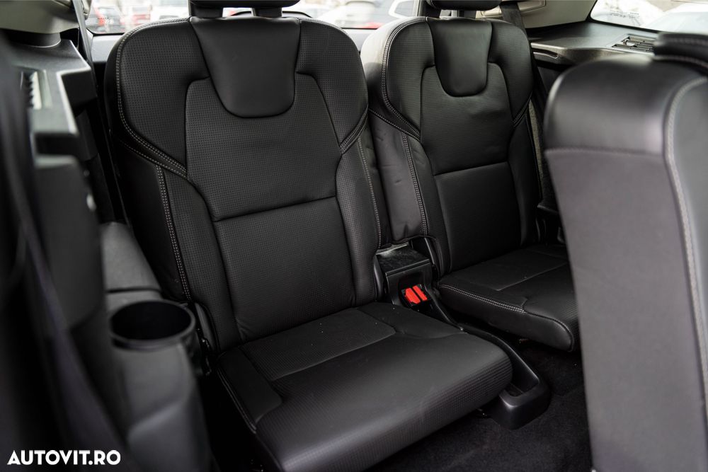 Volvo XC 90 D5 AWD Geartronic Inscription - 8
