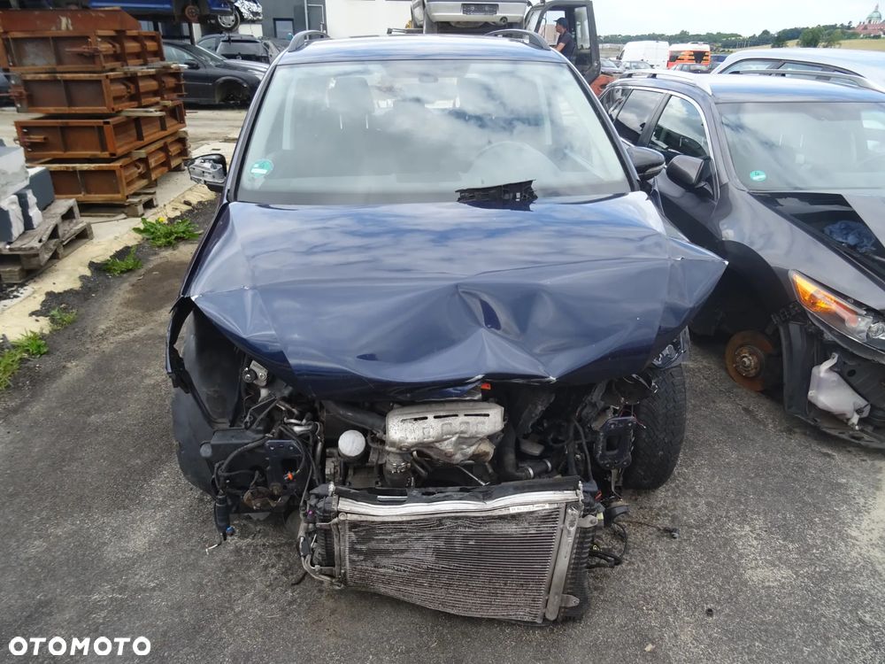Vw Touran 2011 na części maska klapa zderzak błotnik drzwi - 1