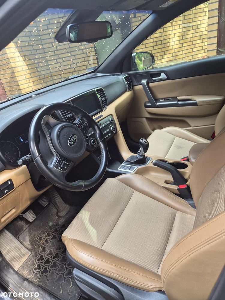 Kia Sportage 1.6 GDI L 2WD - 16