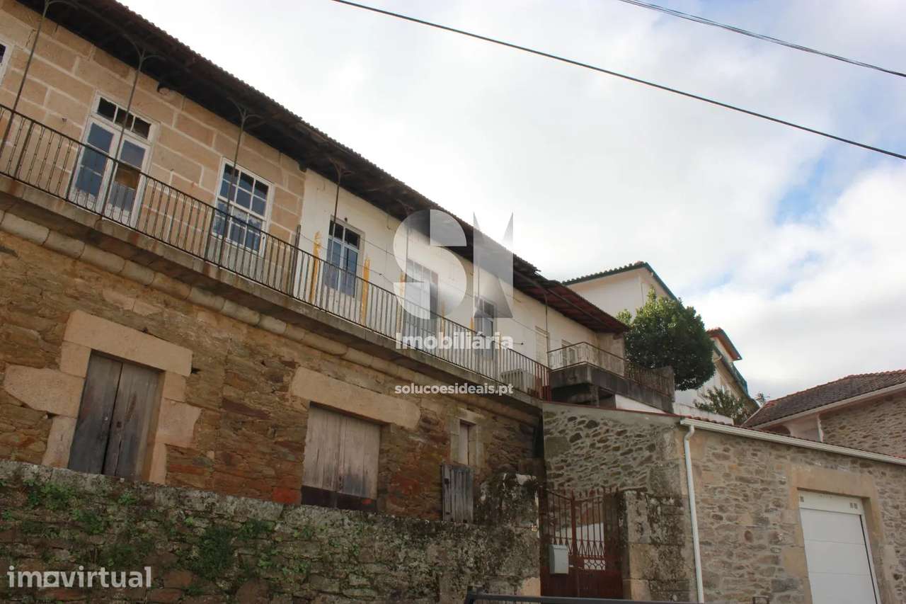 Moradia Isolada T4 com Ruina para recuperar - Grande imagem: 3/30