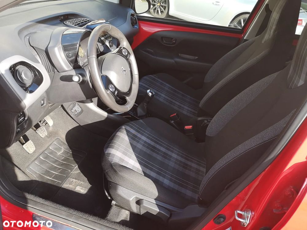 Peugeot 108 VTI 72 Top Allure - 24