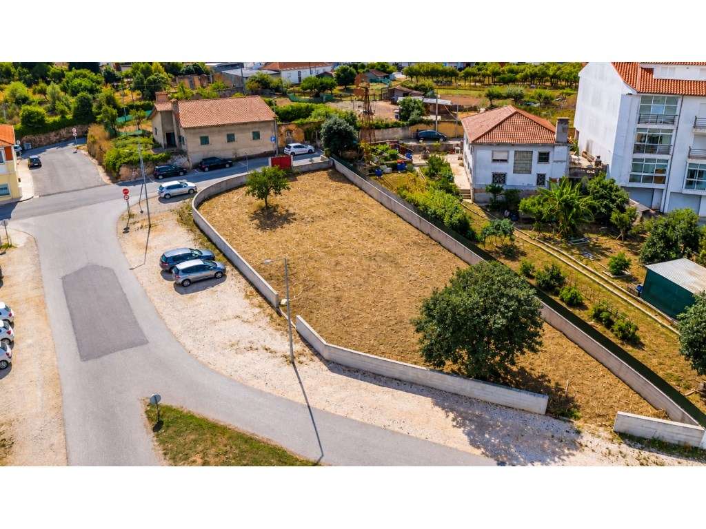 Terreno | Espaço central nível I - Grande imagem: 3/13