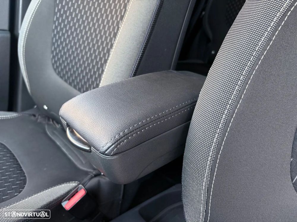 Renault Captur 0.9 TCE Exclusive - 32