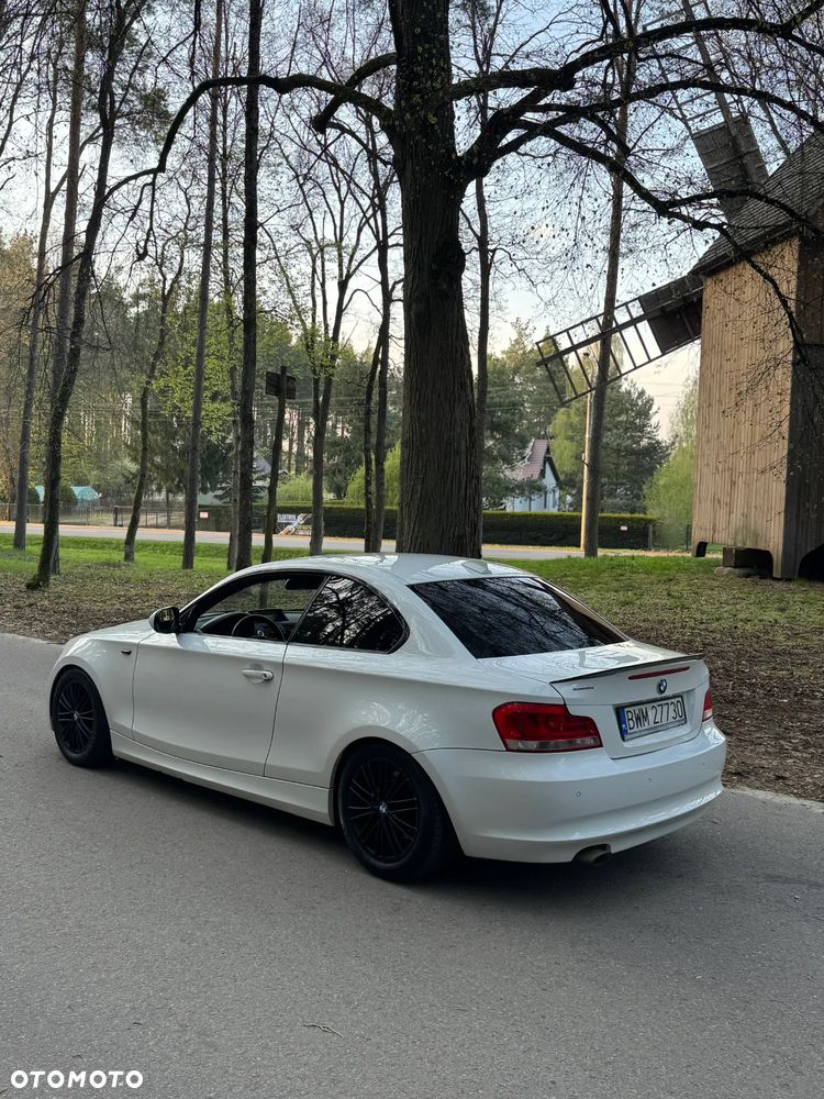 BMW Seria 1 118d - 4