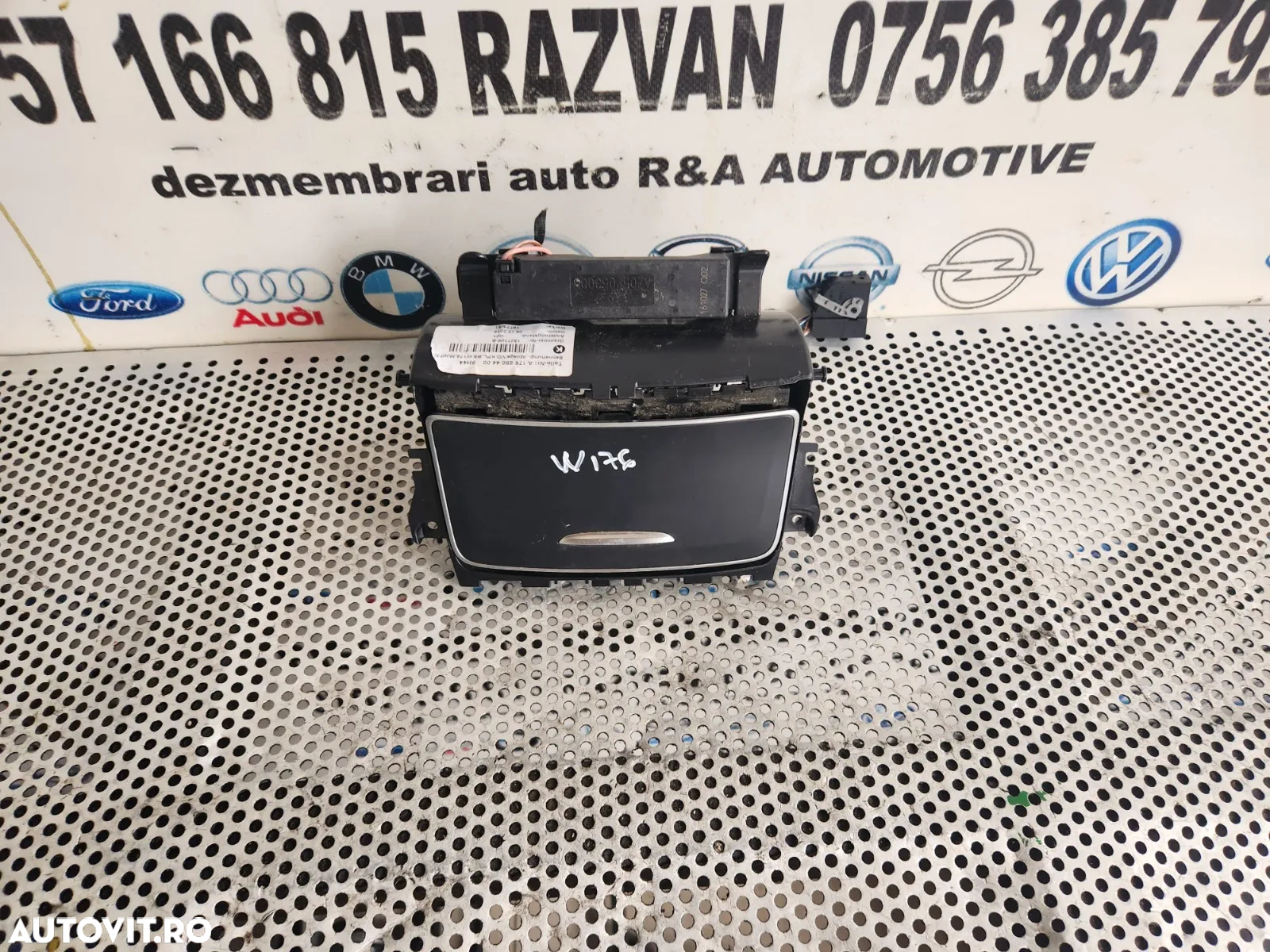 Scrumiera Originala Mercedes A Class W176 Dezmembrez Mercedes A Class W176 2.2 Cdi Motor 651 - Dezm - 4