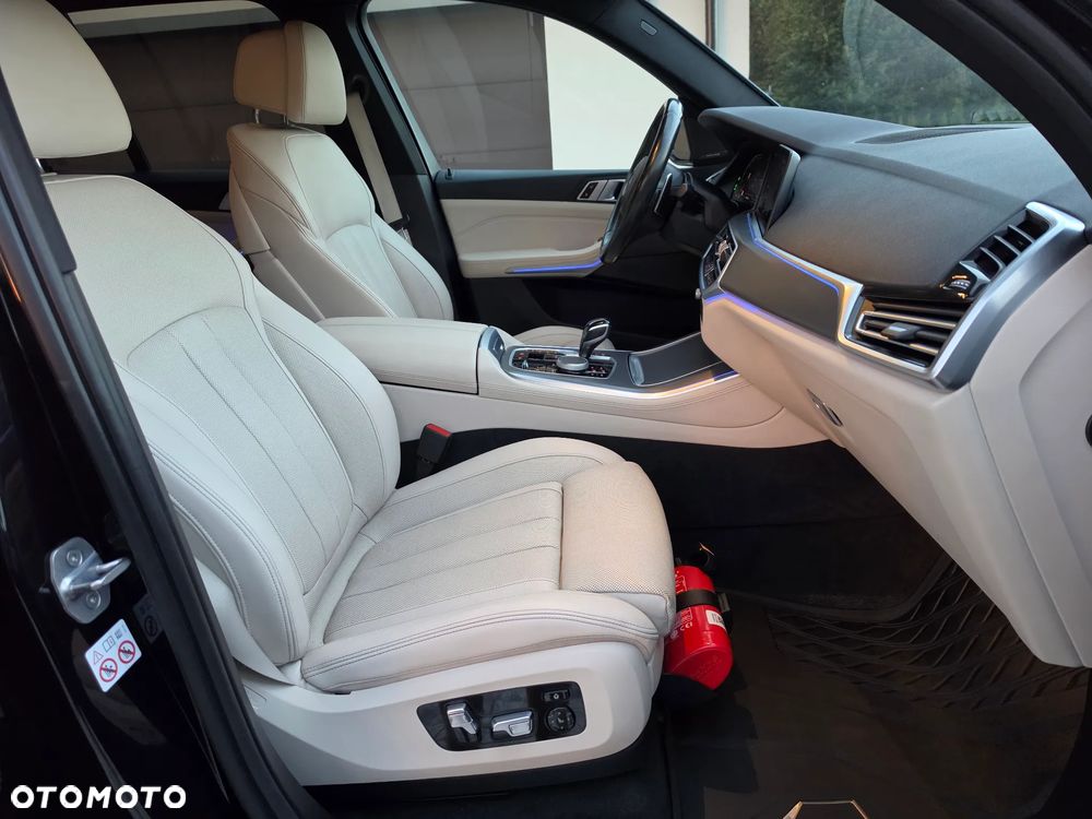 BMW X5 xDrive30d sport - 24