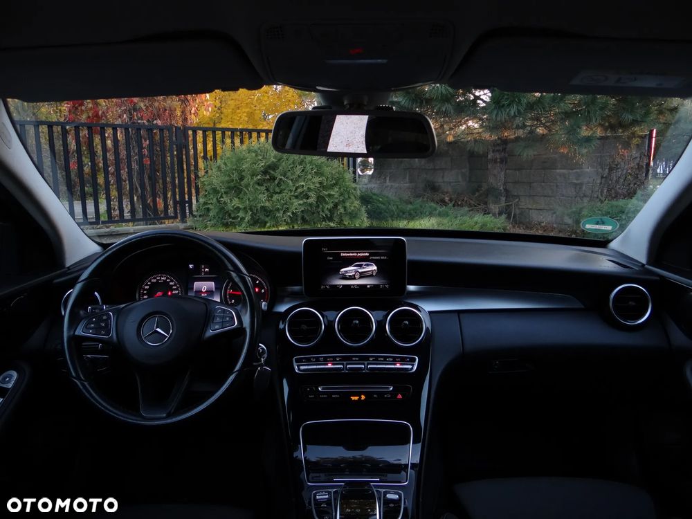 Mercedes-Benz Klasa C 200 (BlueTEC) d T 7G-TRONIC Exclusive - 19