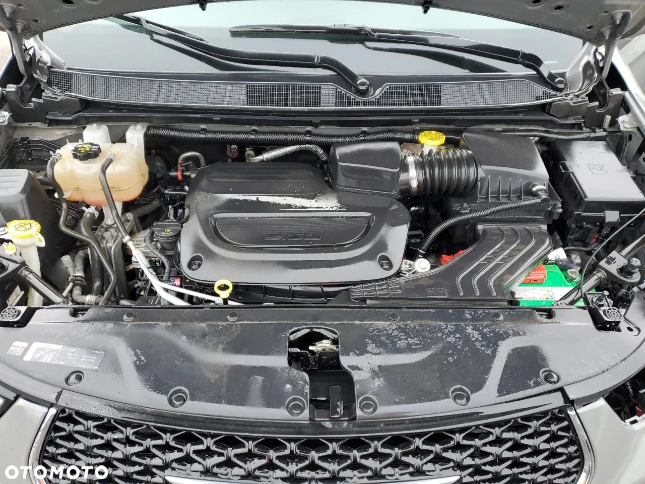 Chrysler Pacifica - 12