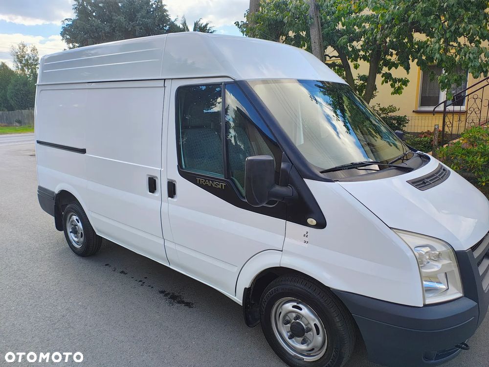 Ford Transit - 4