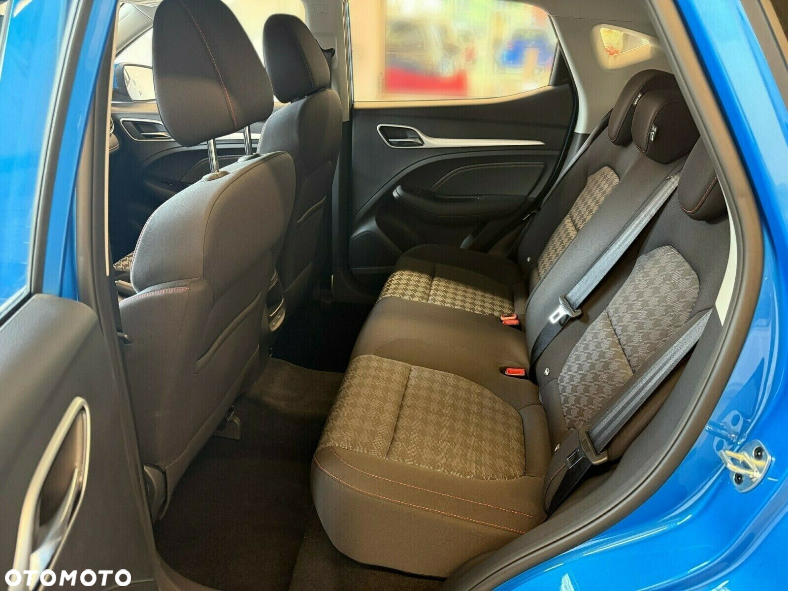 MG ZS - 15