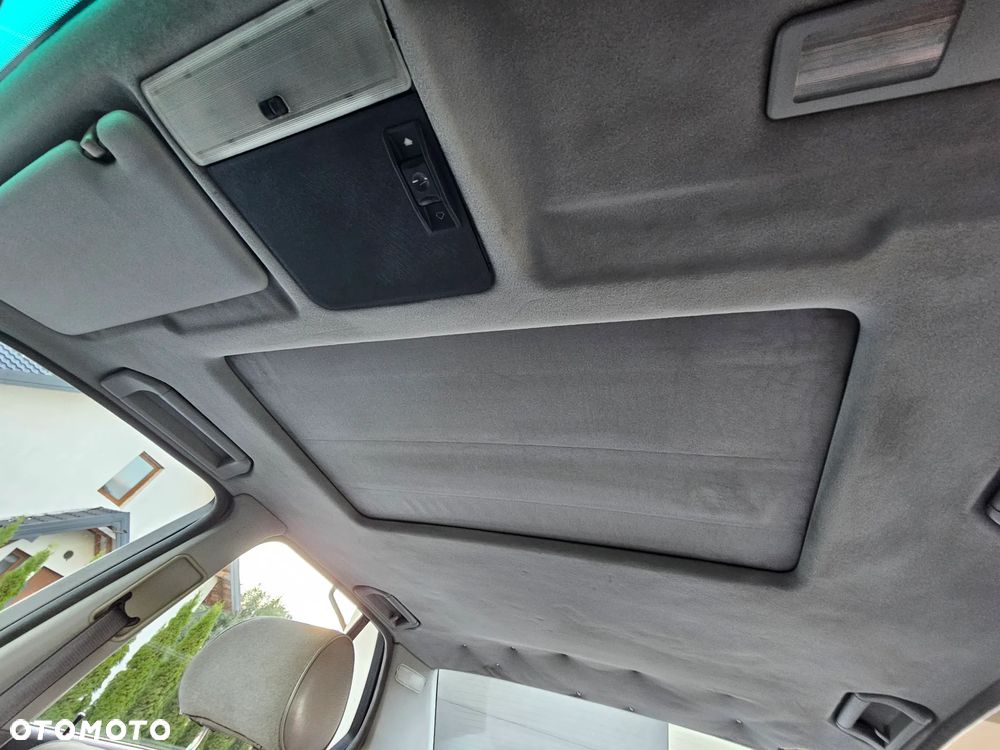BMW Seria 7 - 27