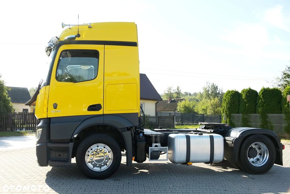 Mercedes-Benz Actros 1845 Stream Space - 3