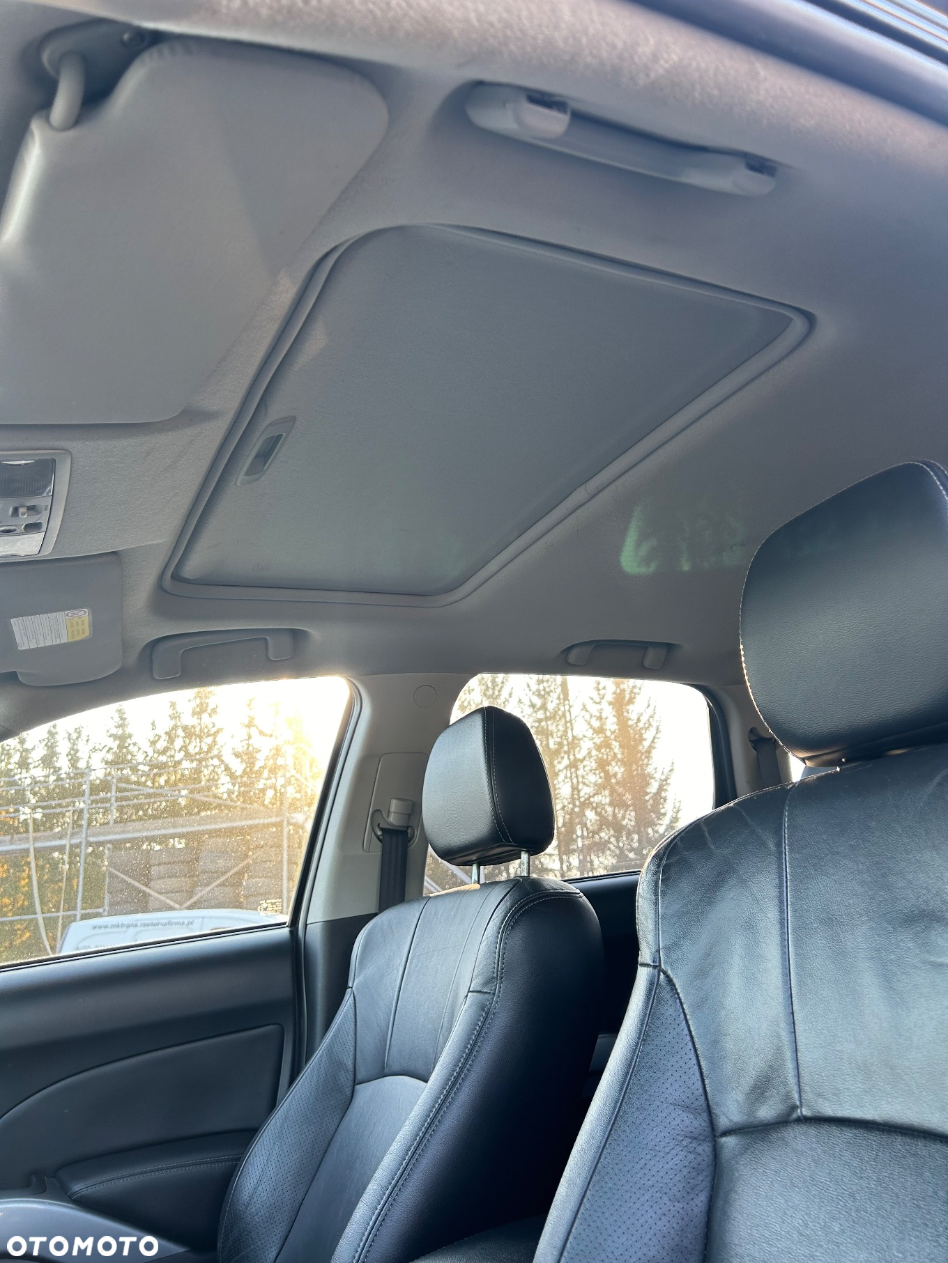 Mitsubishi Outlander 2.4 4WD CVT Intense - 14