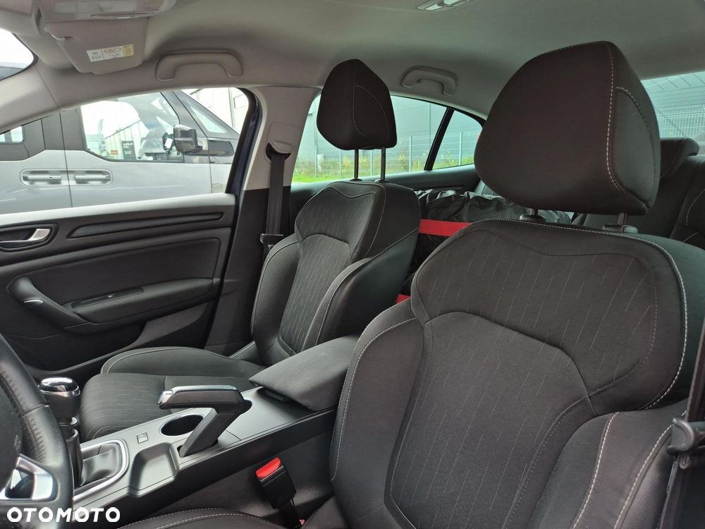 Renault Megane 1.3 TCe FAP Limited - 12