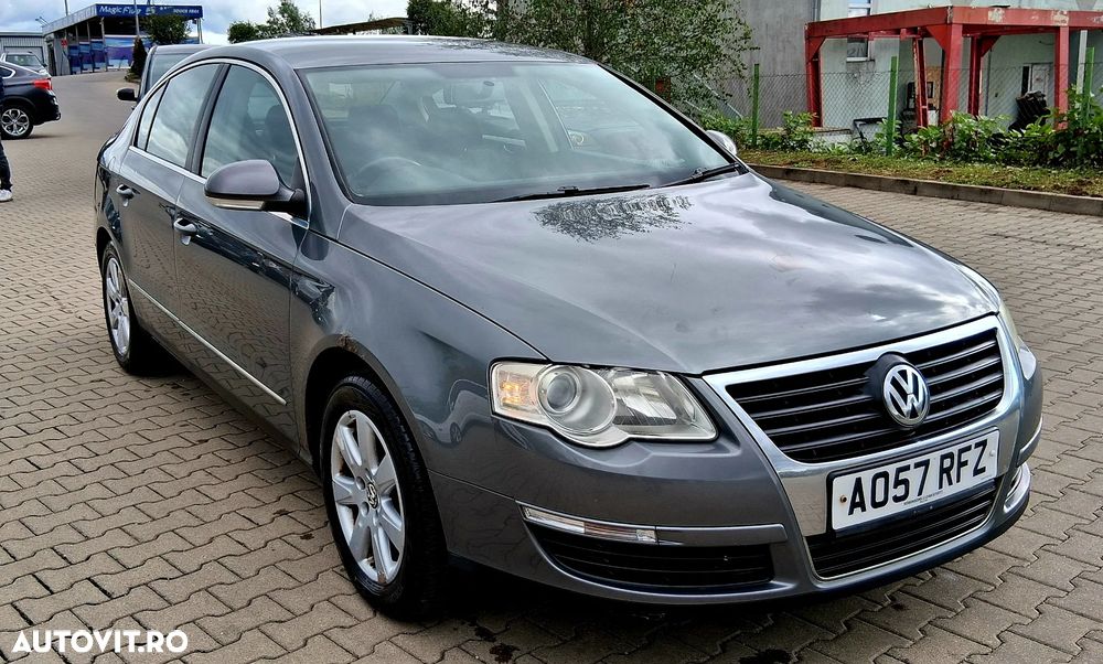 Volkswagen Passat 2.0 Blue TDI SCR Trendline - 1