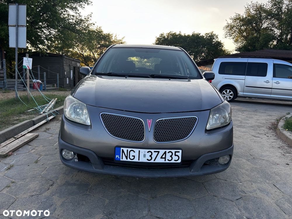 Pontiac Vibe - 4