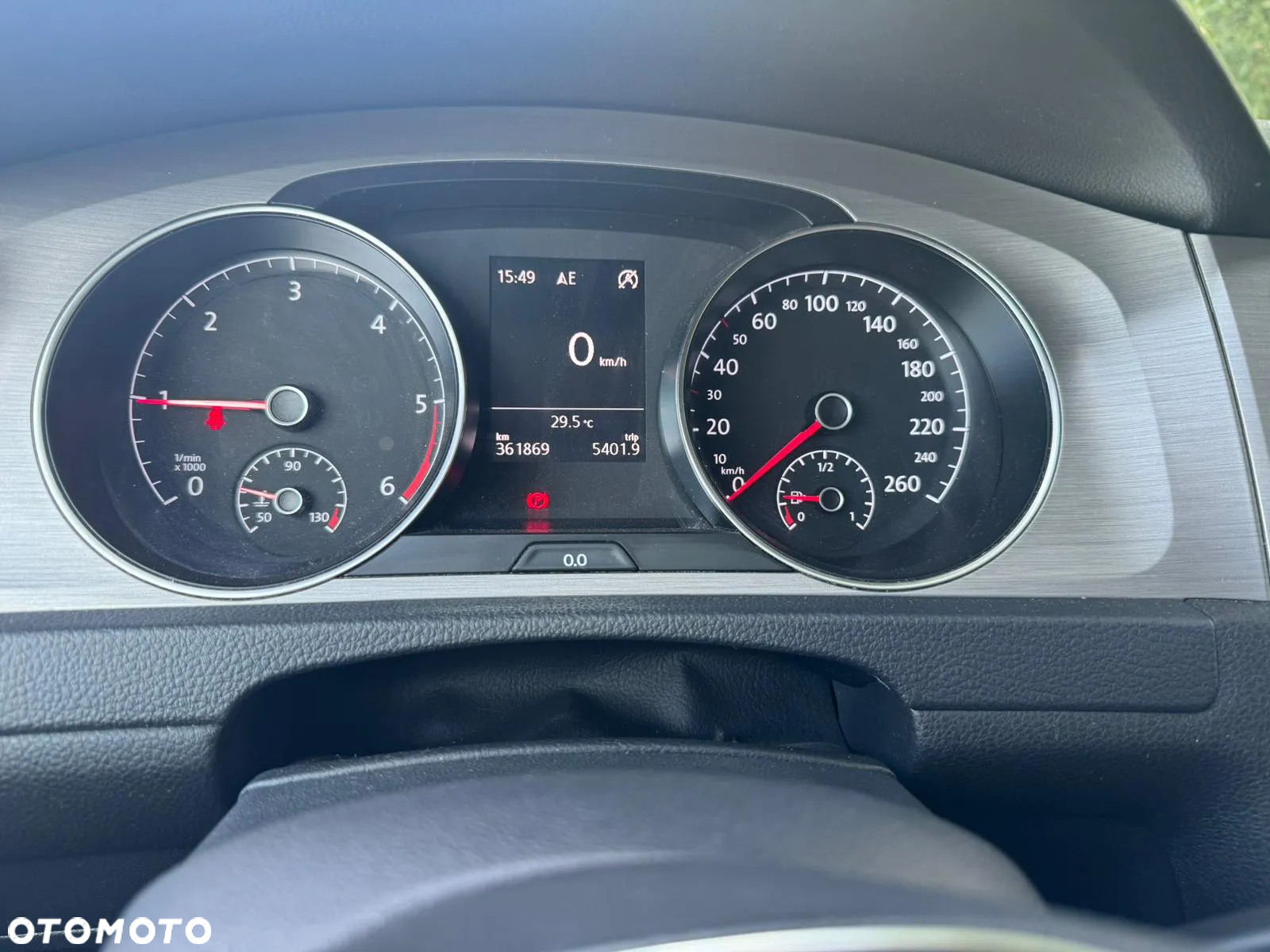 Volkswagen Golf Variant 1.6 TDI BlueMotion Comfortline - 19