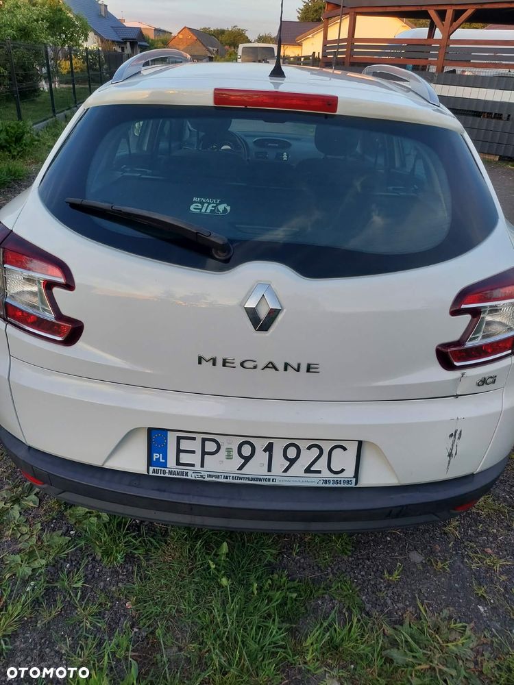 Renault Megane dCi 110 FAP Paris - 5