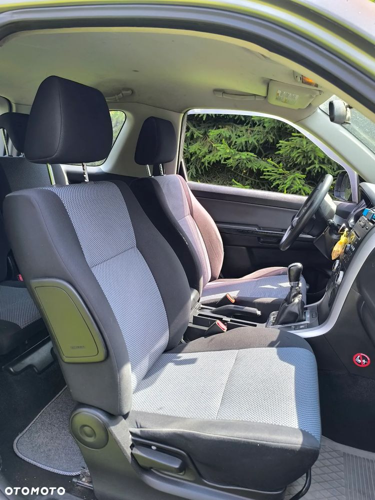 Suzuki Grand Vitara 1.6 - 7