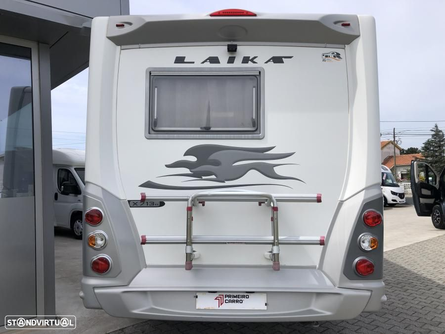 Laika Serie X X713r cama central - 11