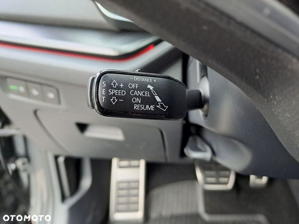 Skoda Octavia 1.5 TSI mHEV Sportline DSG - 9