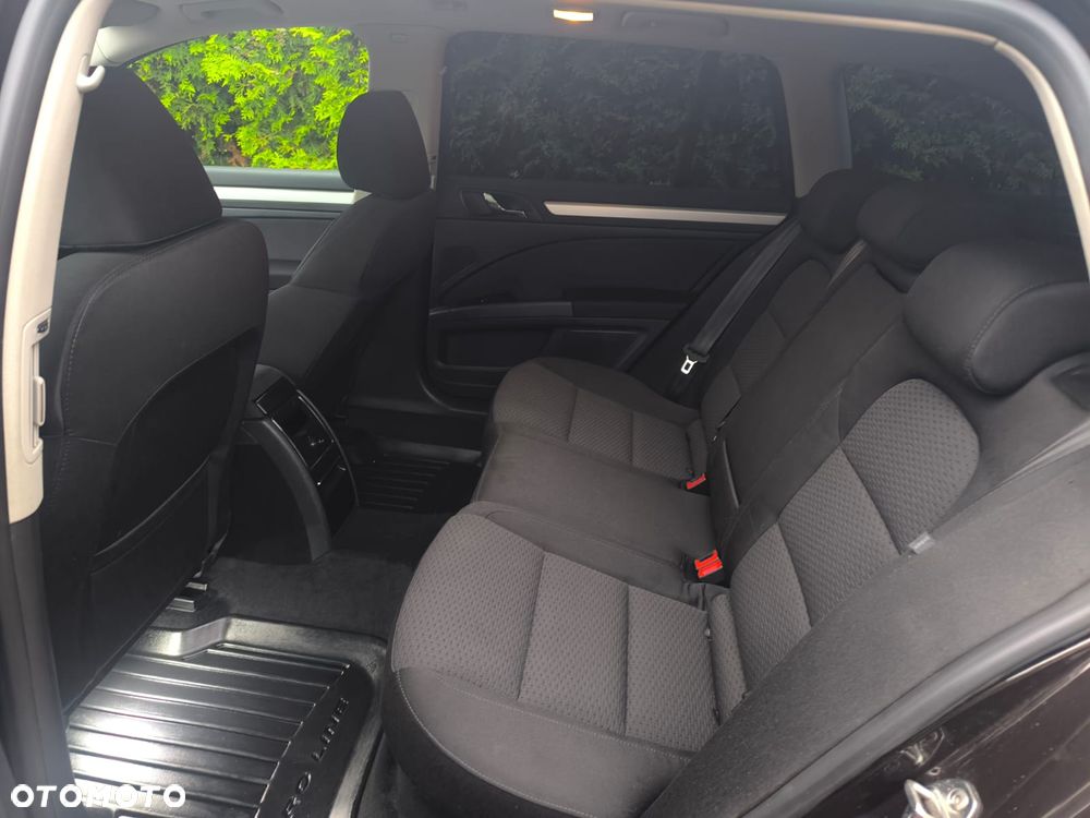 Skoda Superb 2.0 TDI Ambition DSG - 26