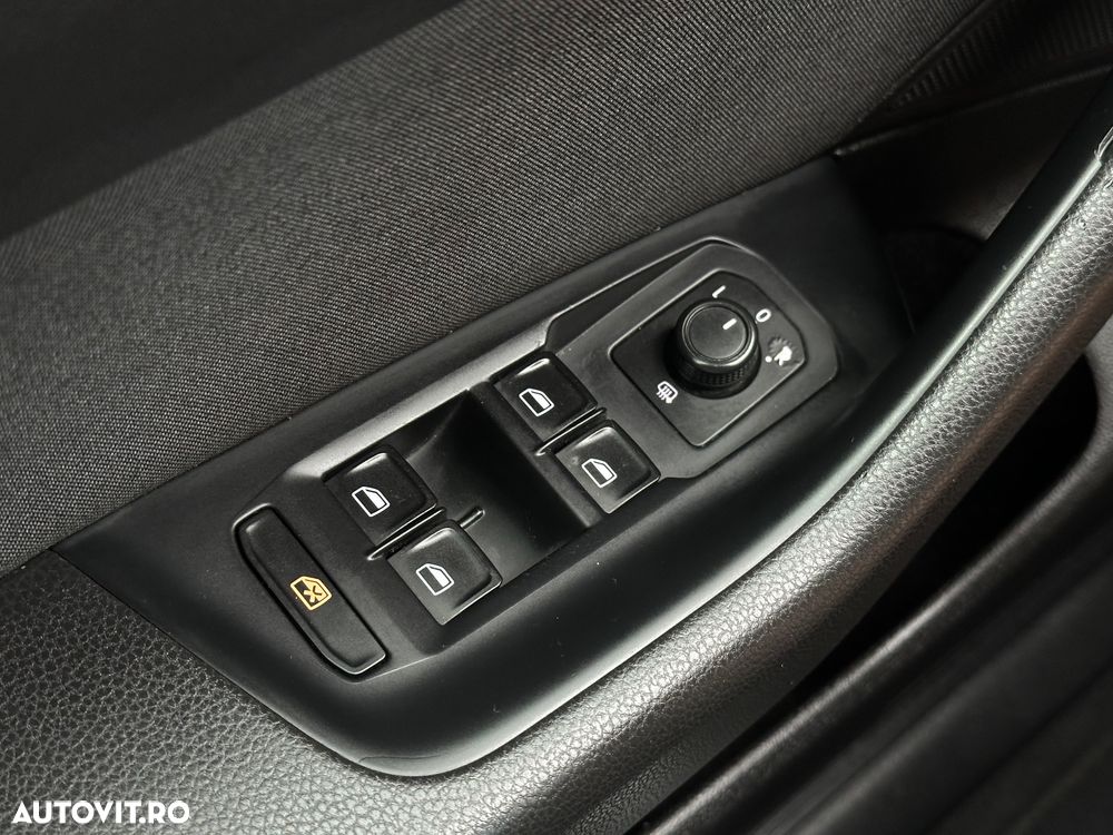 Volkswagen Passat 2.0 TDI Comfortline - 32