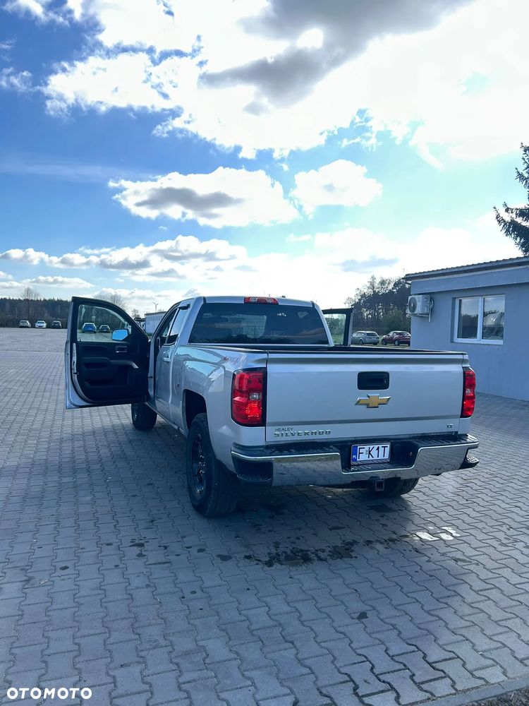 Chevrolet Silverado - 4