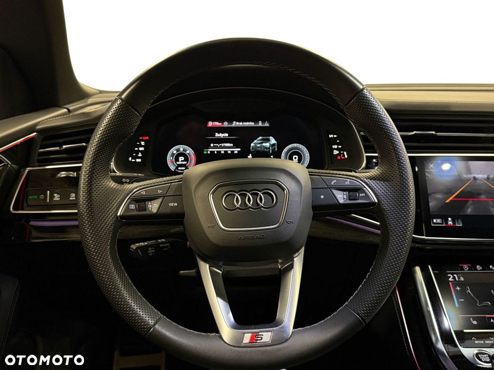 Audi Q8 - 31