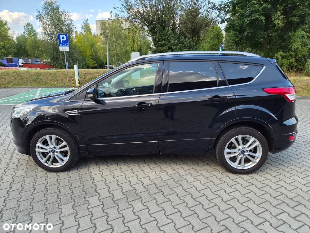 Ford Kuga 1.5 EcoBoost 2x4 Titanium - 5