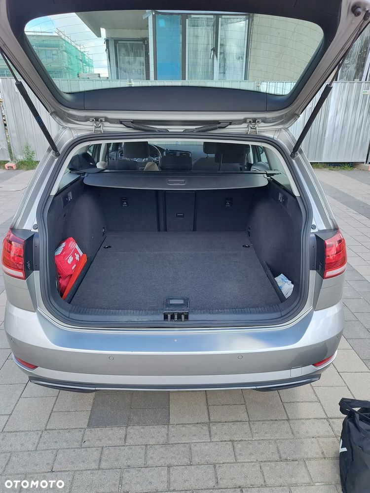 Volkswagen Golf - 23
