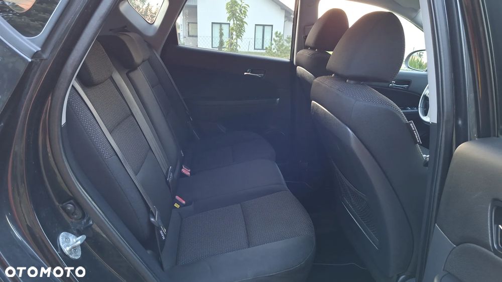 Hyundai i30 1.4 Blue Comfort - 11