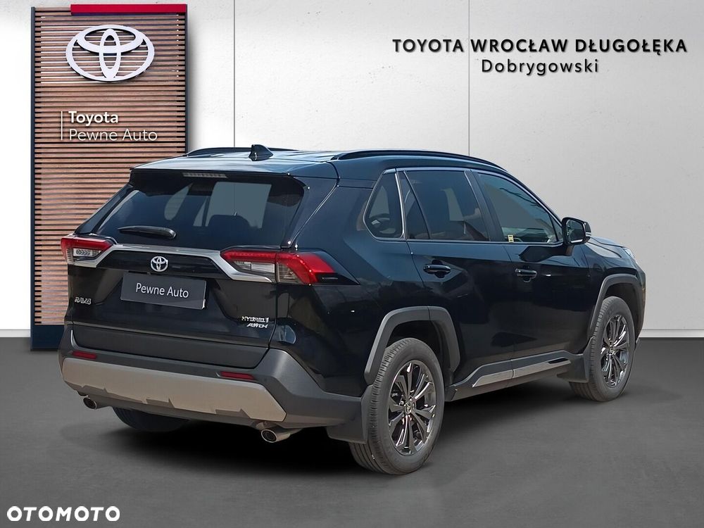 Toyota RAV4 - 6