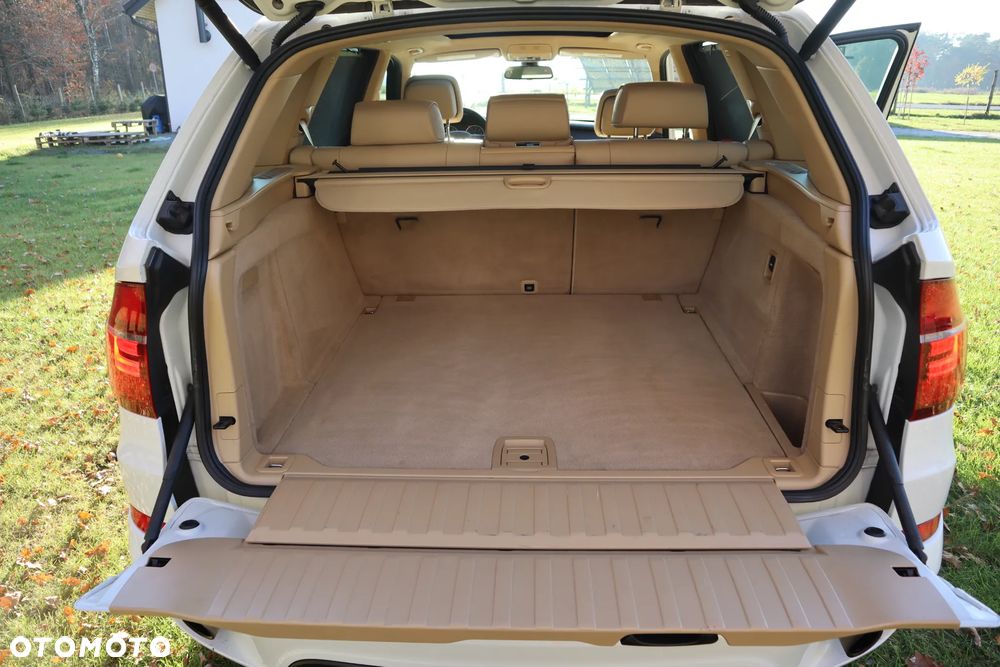 BMW X5 xDrive35i - 20