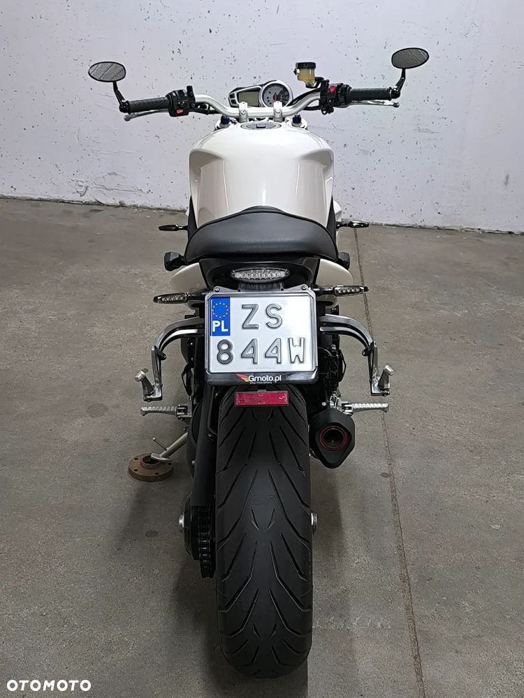 Triumph Speed Triple - 22