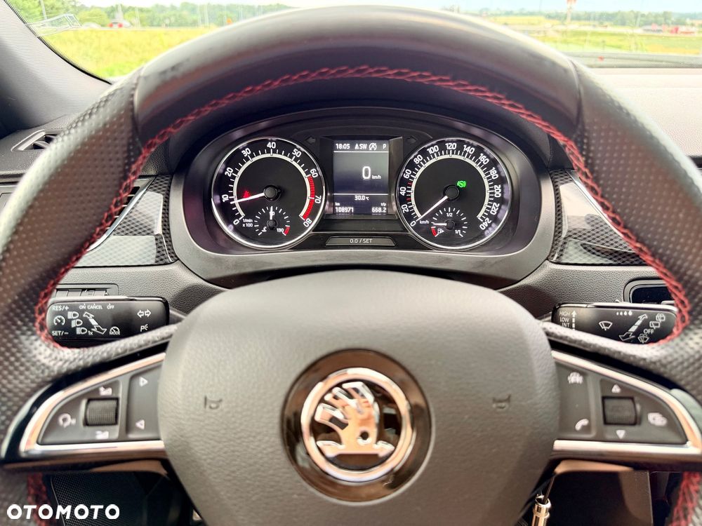 Skoda RAPID Spb 1.4 TSI Monte Carlo DSG - 19