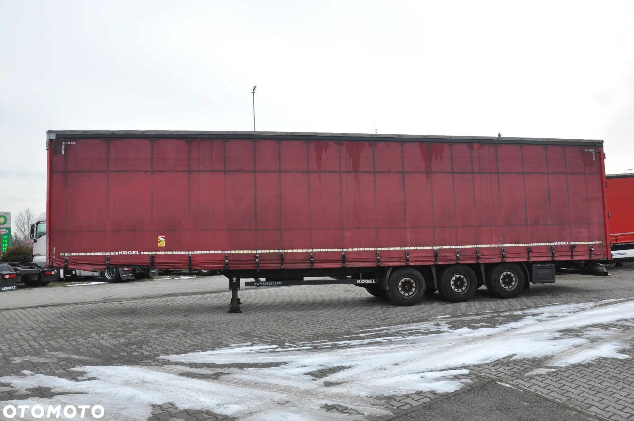 Kögel FIRANKA MEGA SAF PODNOSZONA OŚ - 4