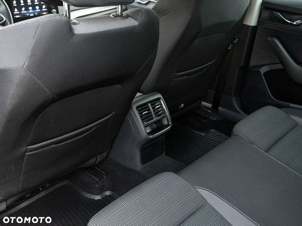 Skoda Octavia 1.5 TSI ACT Ambition - 25
