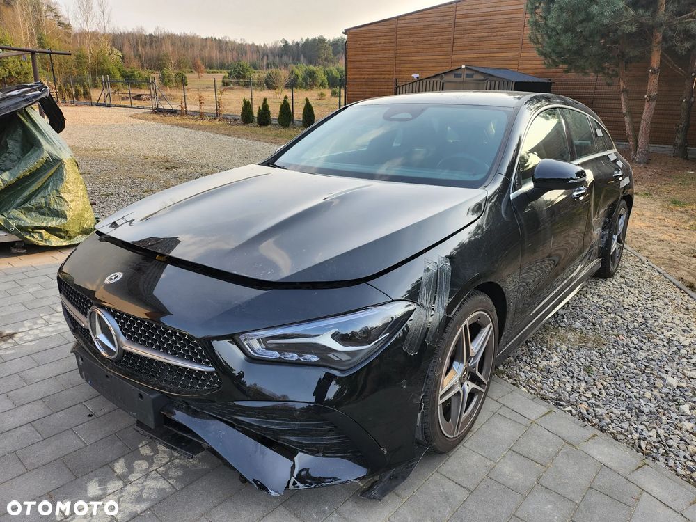Mercedes-Benz CLA ver-200-mhev-amg-line-7g--dct - 1