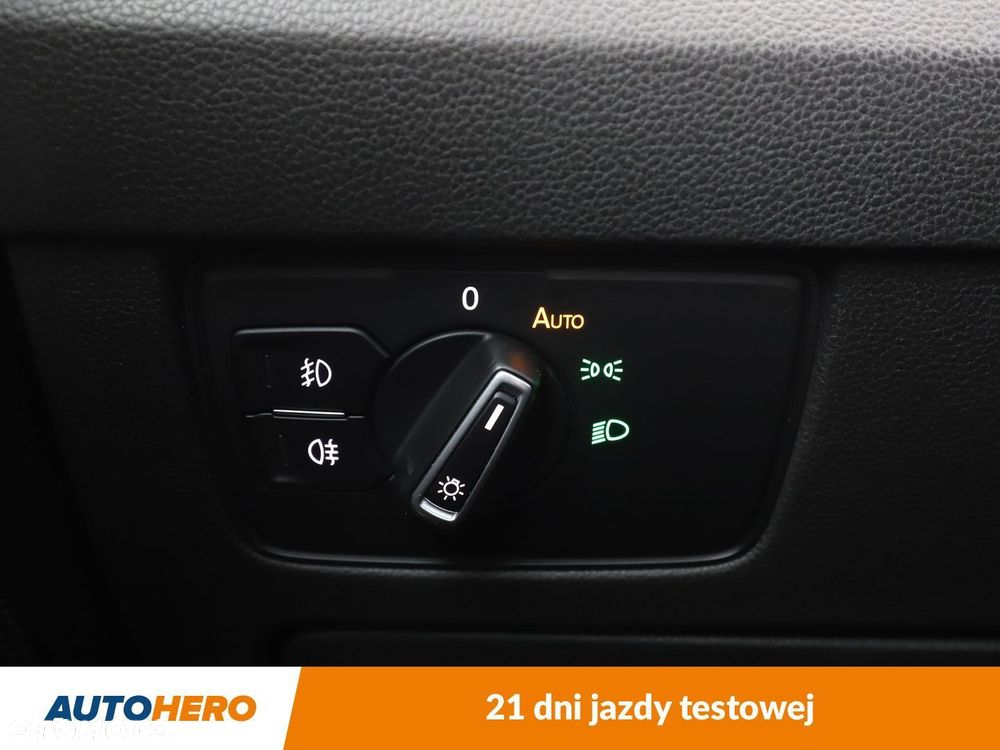 Volkswagen Passat Alltrack - 32