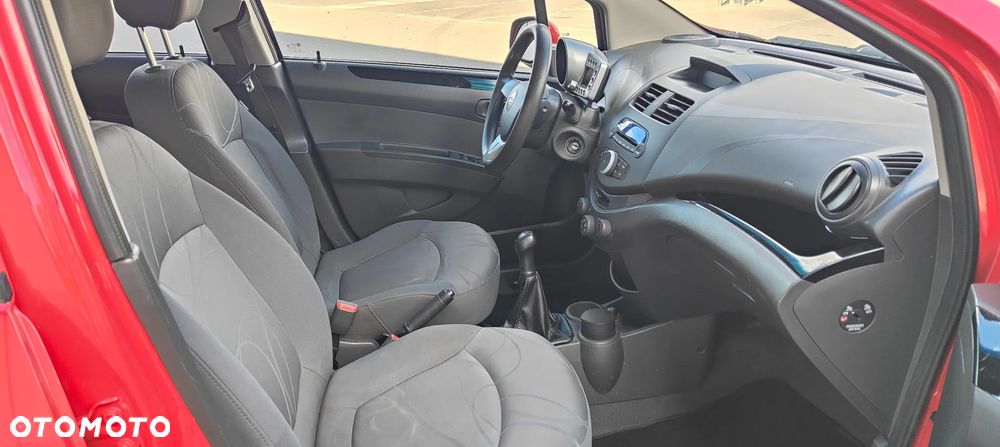 Chevrolet Spark 1.2 LS+ - 32