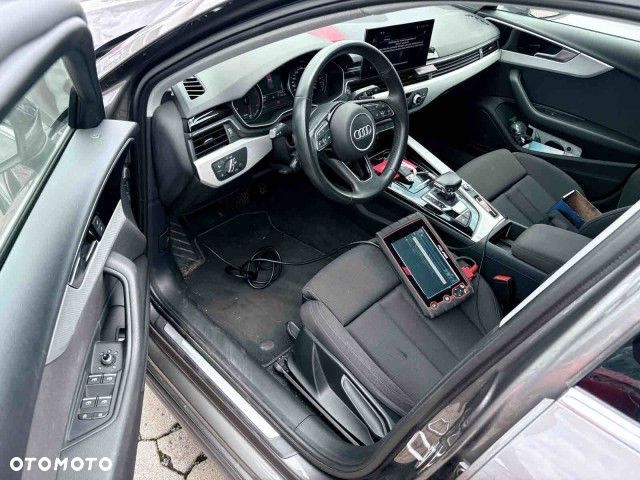 Audi A4 Avant 30 TDI mHEV Advanced S tronic - 6