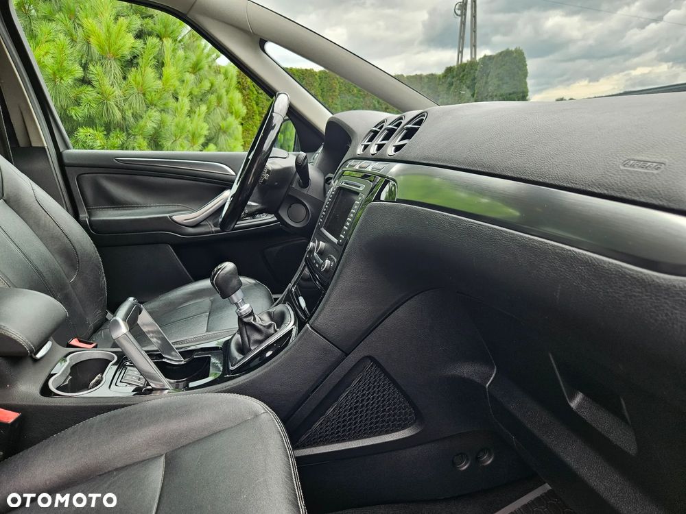Ford S-Max 2.0 TDCi DPF Titanium - 18