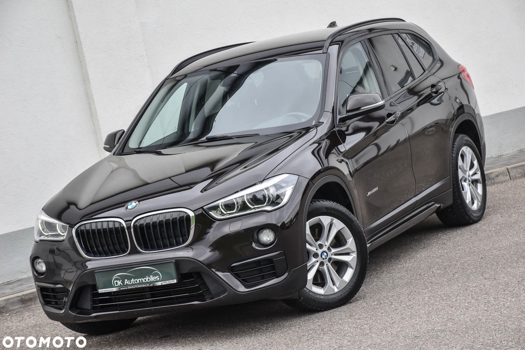 BMW X1 xDrive20i xLine sport - 3